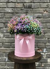 Цветочная композиция из Гипсофила и Розы в шляпной коробке #REPLACE_PRED# Цибино