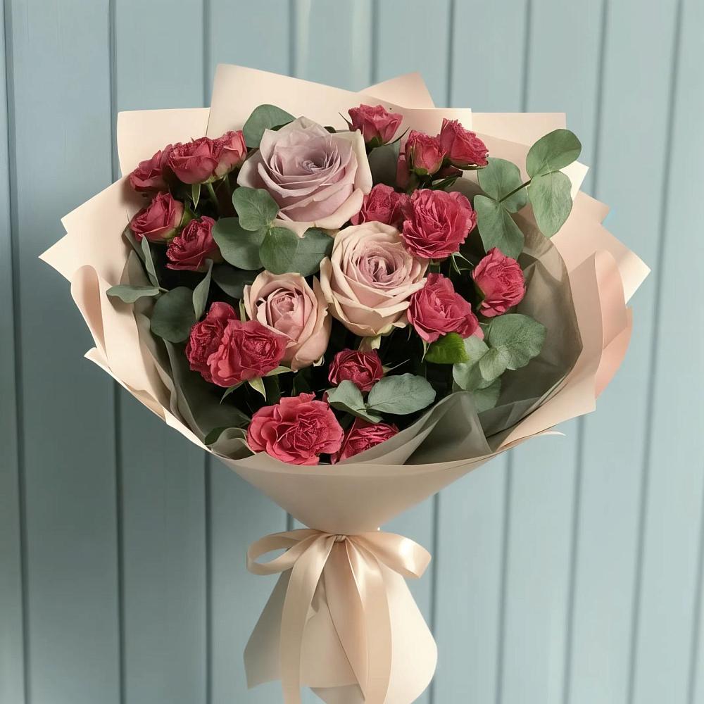 Букет цветов из: Гвоздики и Розы в Цибино
