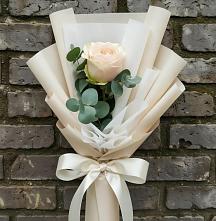 Букет цветов из:  Розы в Цибино