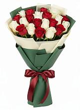 Букет Микс из красных и белых роз #REPLACE_PRED# Цибино