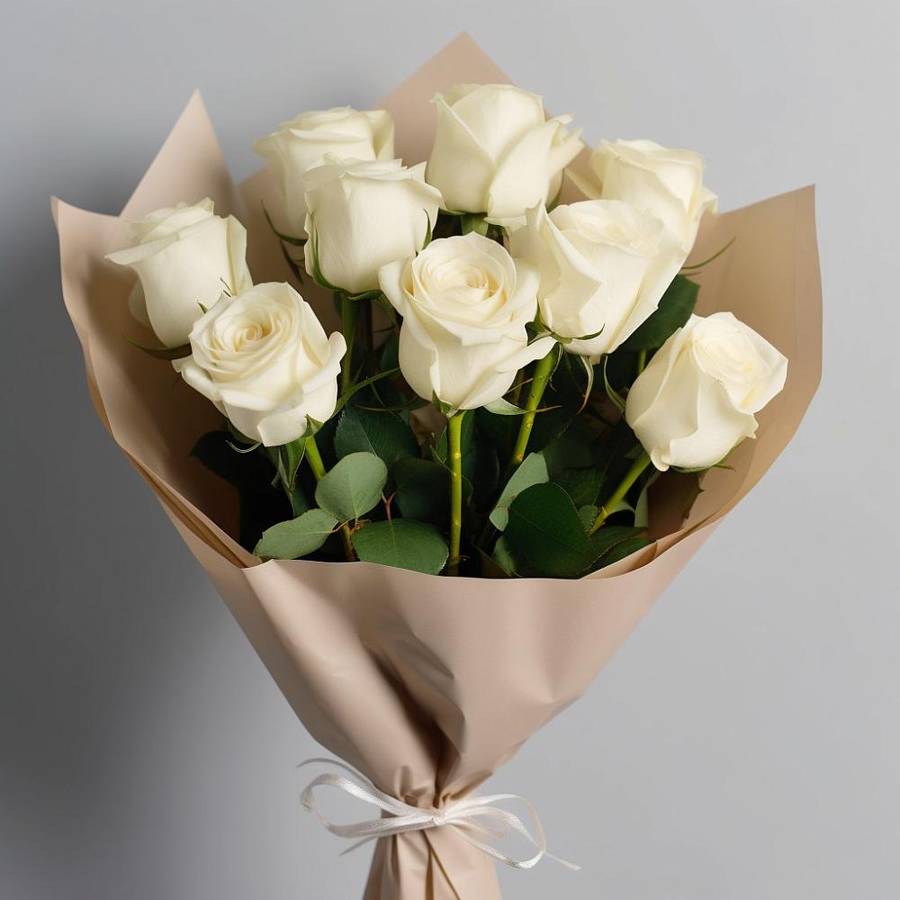 Букет 9 Белых роз Эдлесс Лав в Цибино