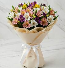 Букет цветов из:  Альстромерии в Цибино