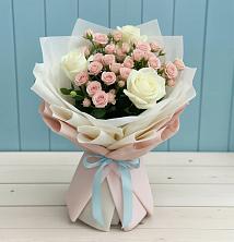 Букет цветов из:  Розы в Цибино