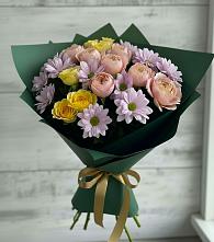 Букет цветов из:  Хризантемы и Розы в Цибино