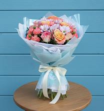 Букет цветов из:  Хризантемы и Розы в Цибино