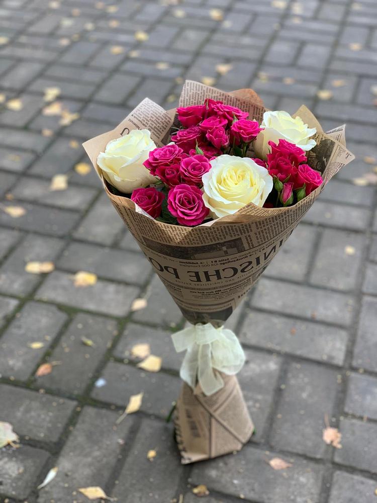 Букет цветов из: Розы в Цибино