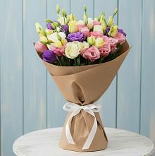 Букет цветов из:  Лизиантусы в Цибино