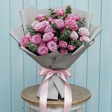 Букет цветов из:  Розы в Цибино